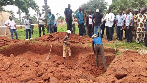 Des latrines écoles qui sont en réalisation par la direction régionale de l'eau et de l'assainissement des Cascades à Wolonkoto,une localité située à 42km de Banfora sur l'axe Banfora-Sindou.