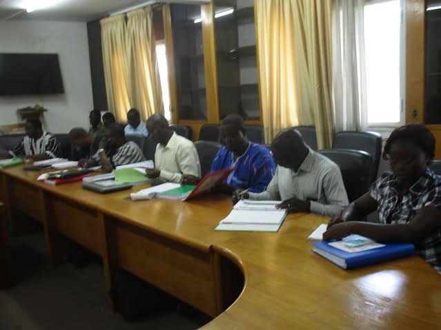 Les participants à la rencontre.