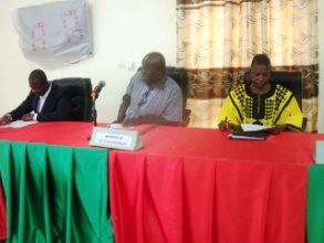 Cérémonie de remise de prix de l’Excellence à l’école primaire: le Gouverneur Tagsseba NITIEMA se dit satisfait pour la tenue de cette cérémonie.