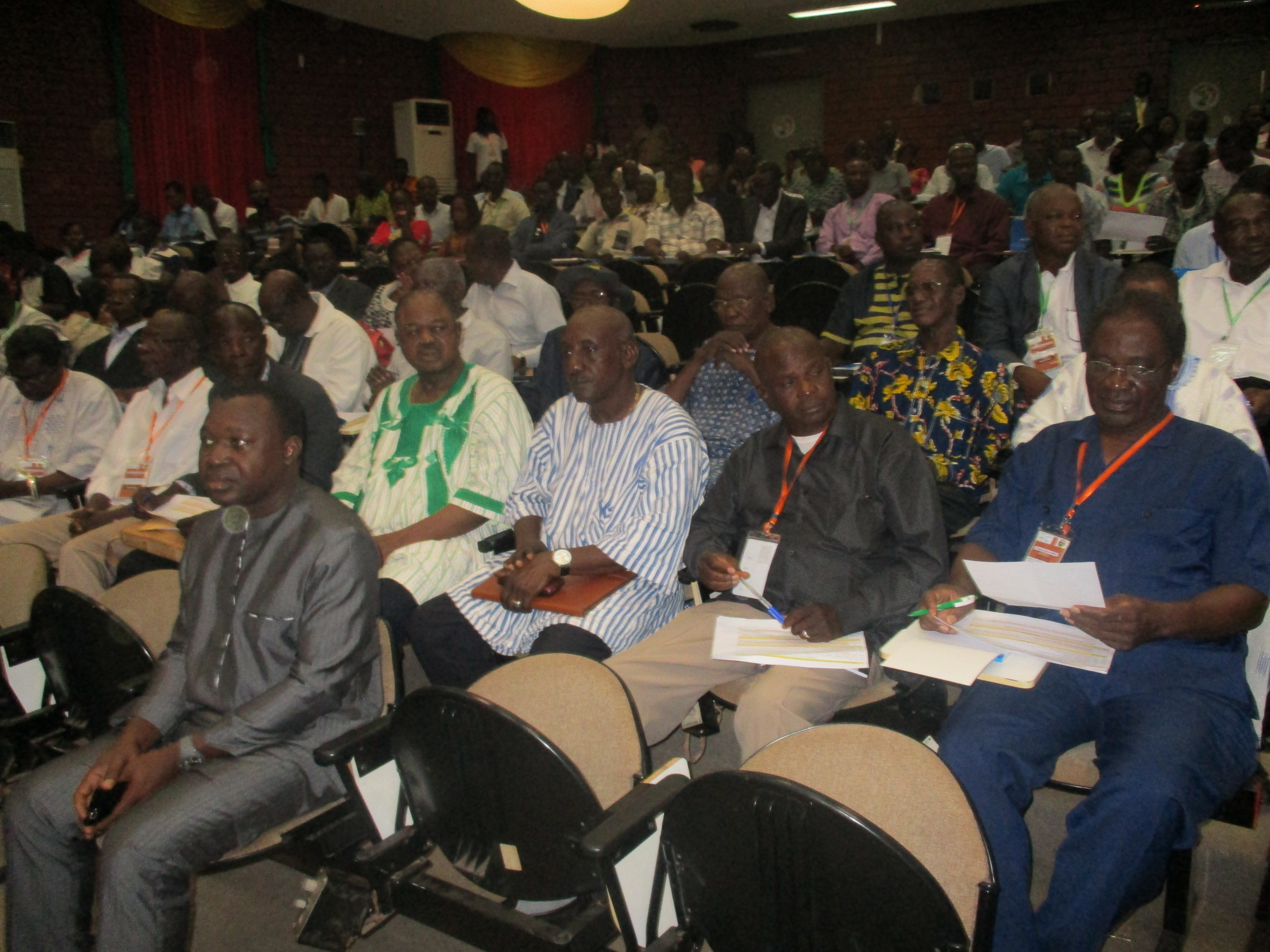Les participants à la deuxième édition des journées du géologue.