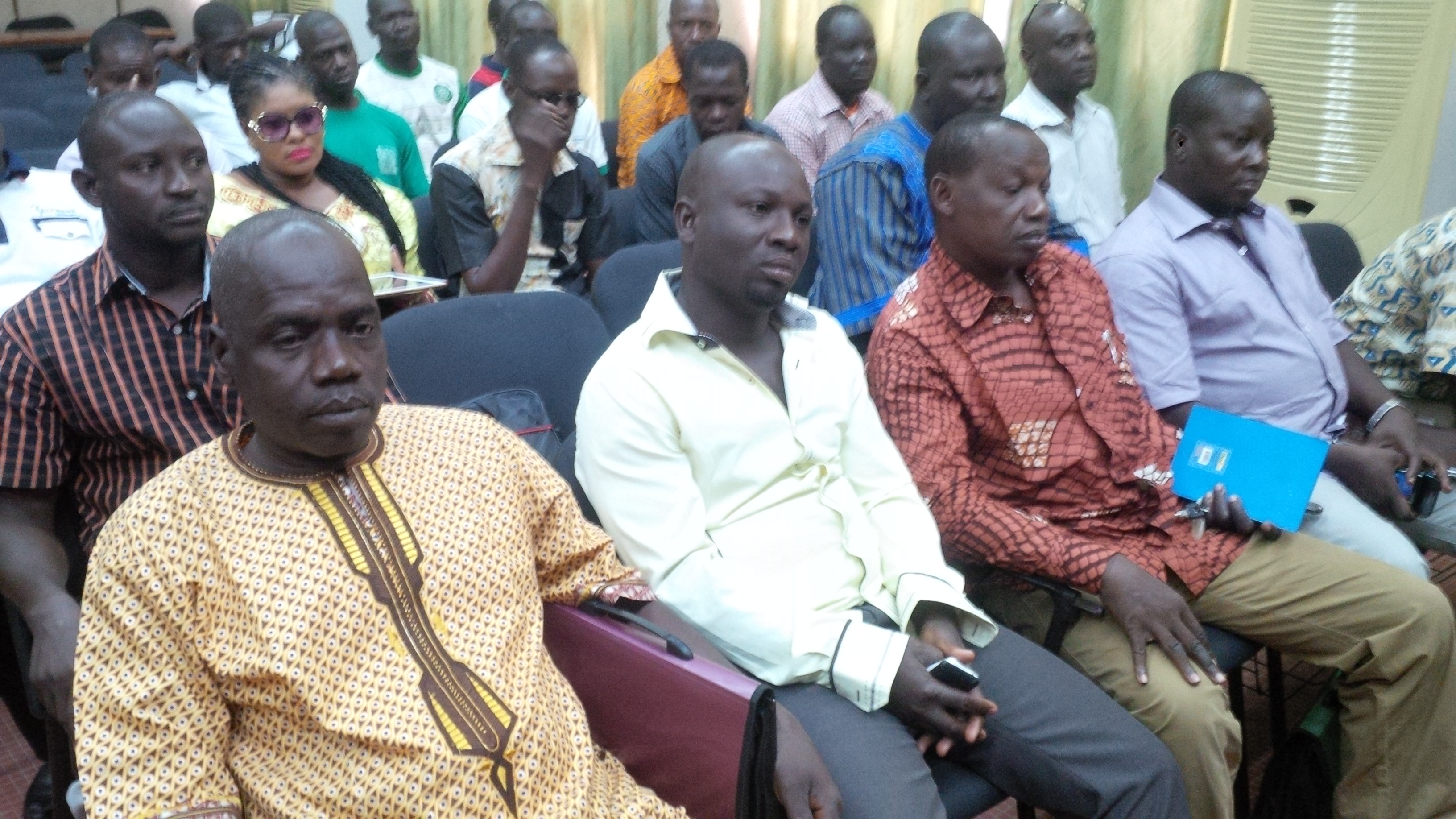 Les membres de la coalition pendant la conférence. 