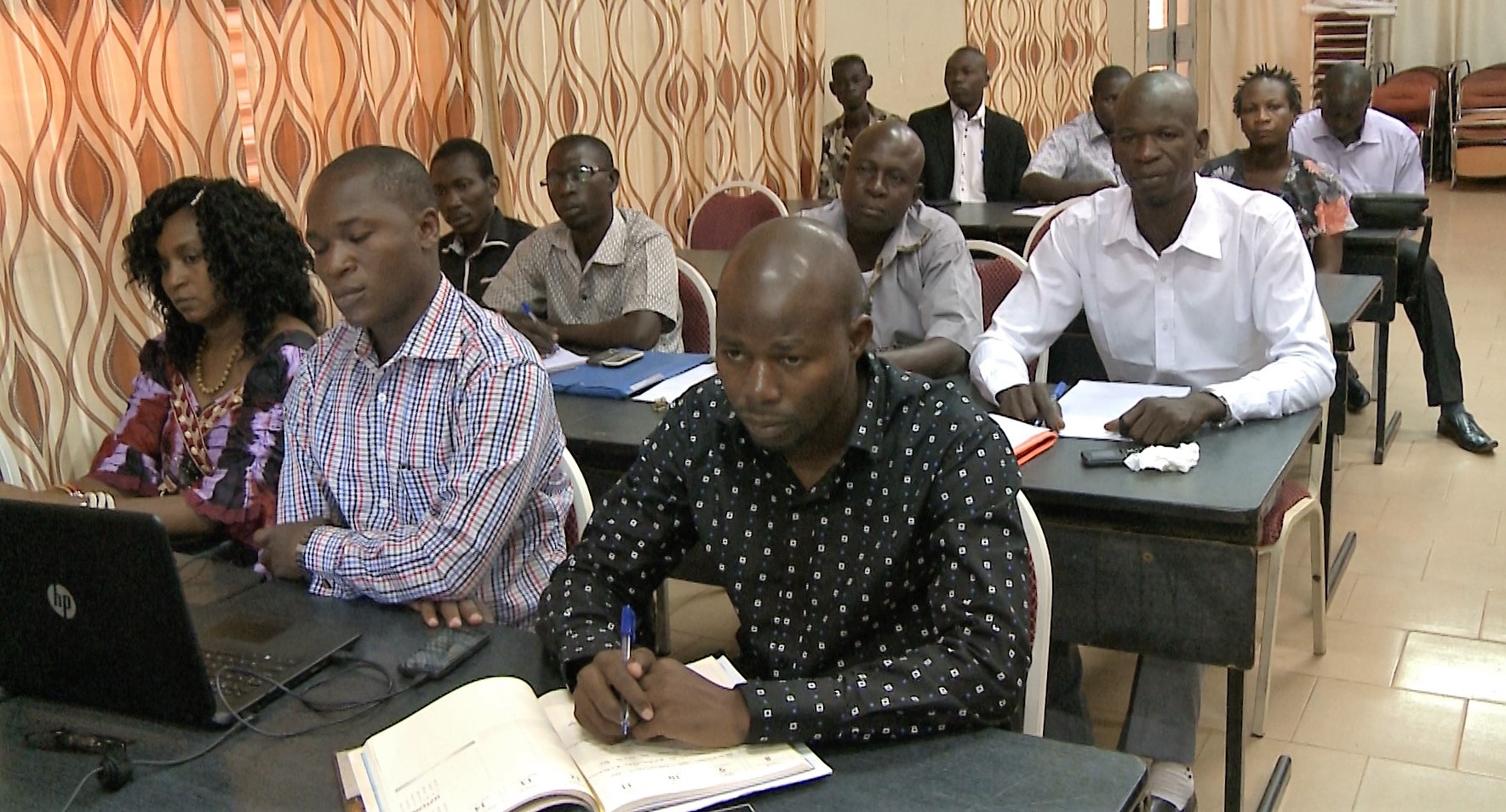 les participants, une fois de retour dans leur organe respectif, devront réaliser des émissions de sensibilisation et de promotion des droits de l'enfant et de la femme.