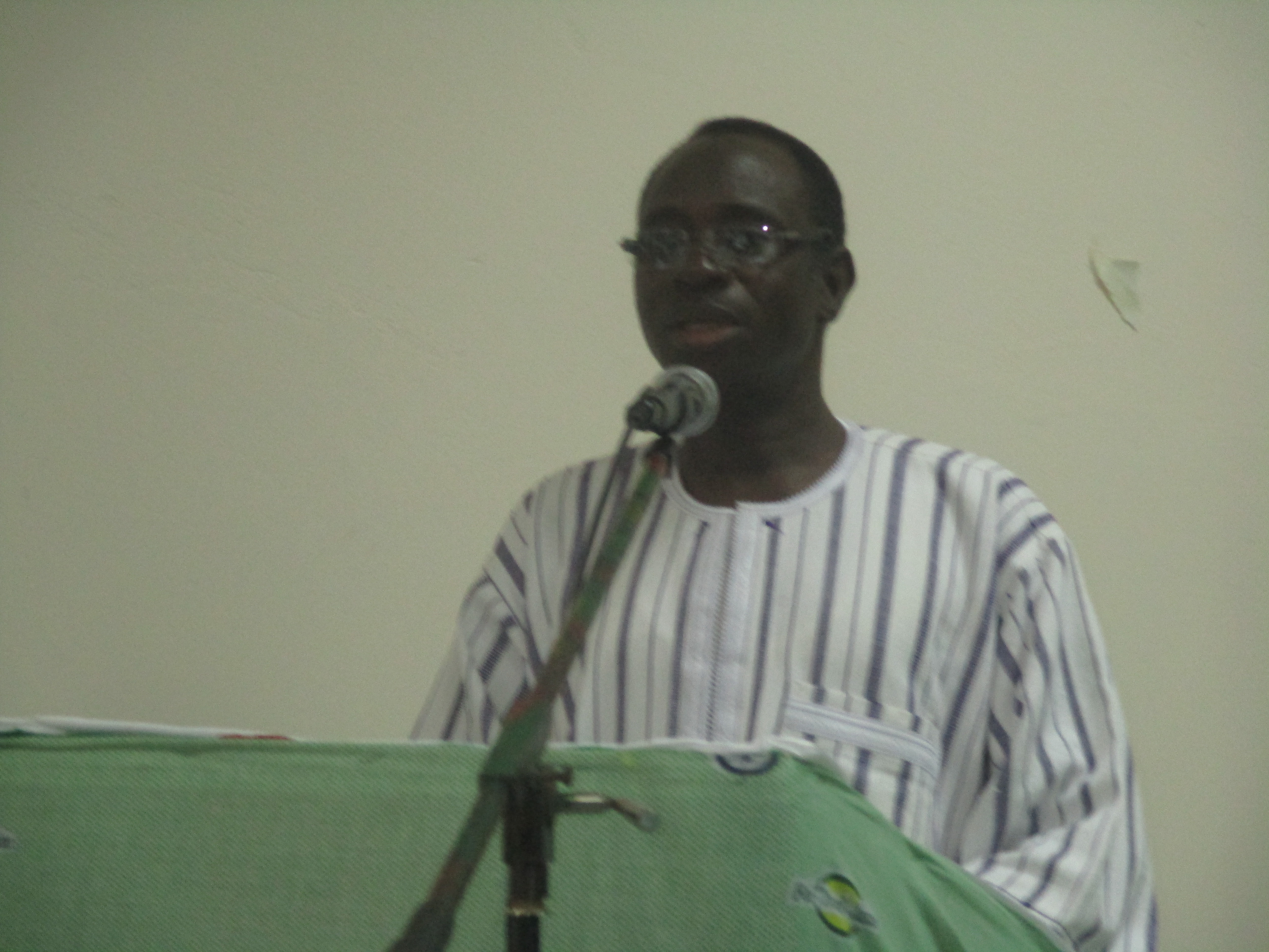 Monsieur Clément SAWADOGO, Ministre de la Fonction Publique.