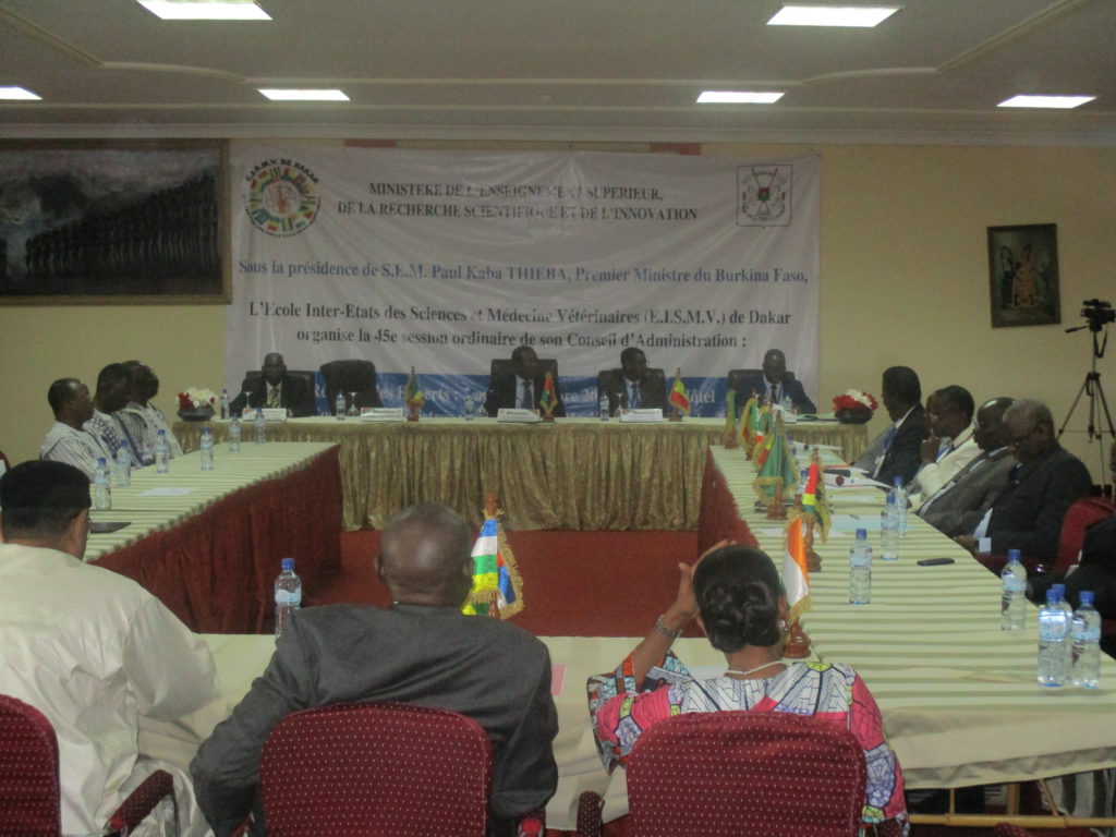 les-ministres-presents-au-conseil-de-leismv