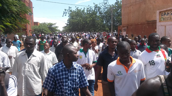 Vue partielle des manifestants lors de la marche du 20 septembre 2015