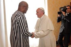 Le président du Faso, reçu par Sa Saintété le Pape.