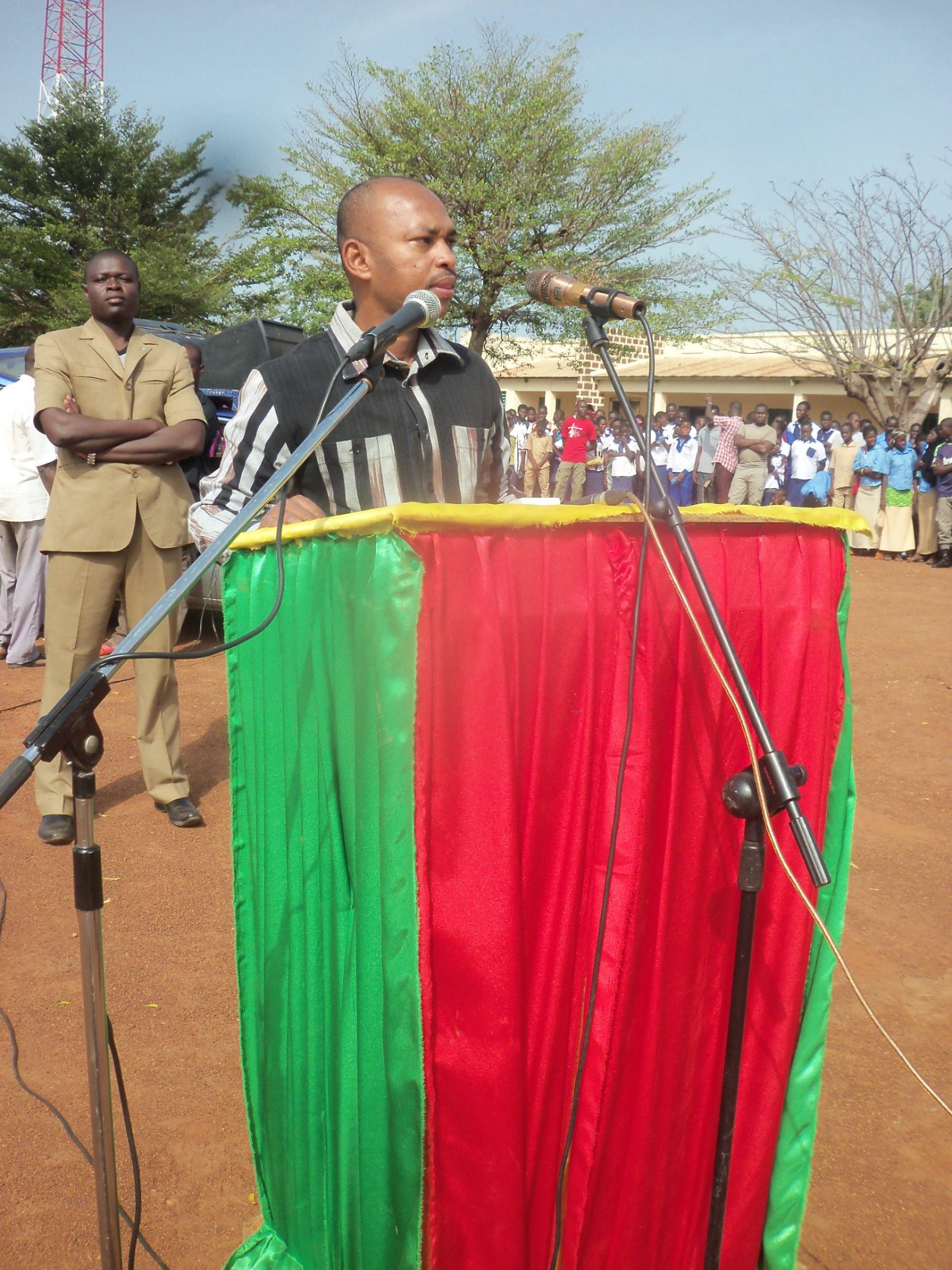 Le ministre Tahirou Barry a livré un message d’hommage et d’espoir aux populations du Sud-Ouest.