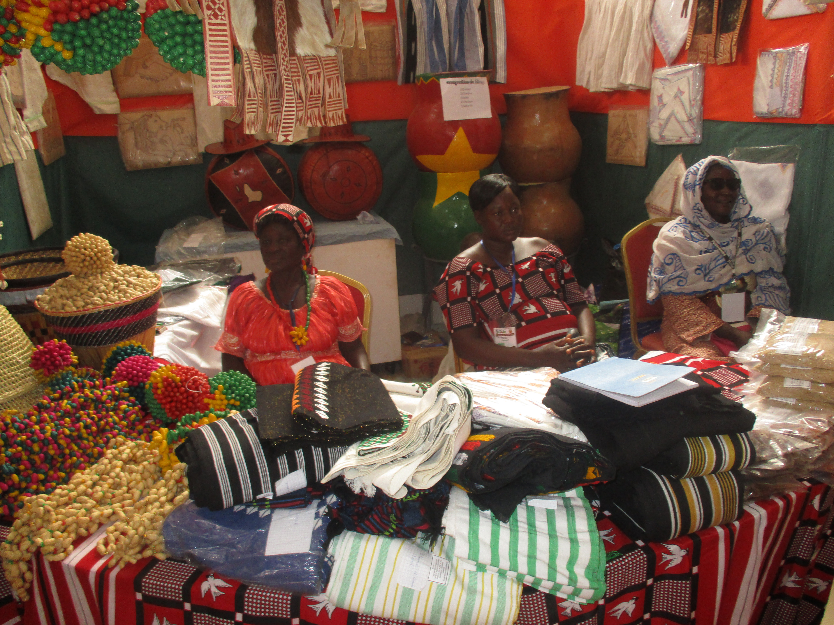 Stand de la région du Centre-Est.